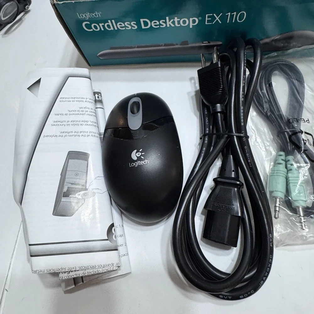 Logitech Cordless Desktop EX 110 Wireless Keyboard and Mouse Combo No CD